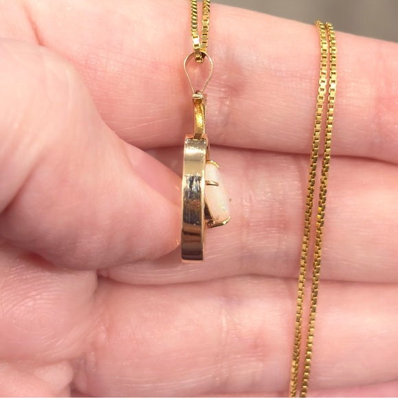 Vintage 14K Natural White Opal Apple Pendant: Filigree Gold Dangle Piece - Picture 10 of 14